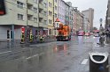 LKW blieb an der KVB Leitung haengen und fing Feuer Koeln Luxemburgerstr P100